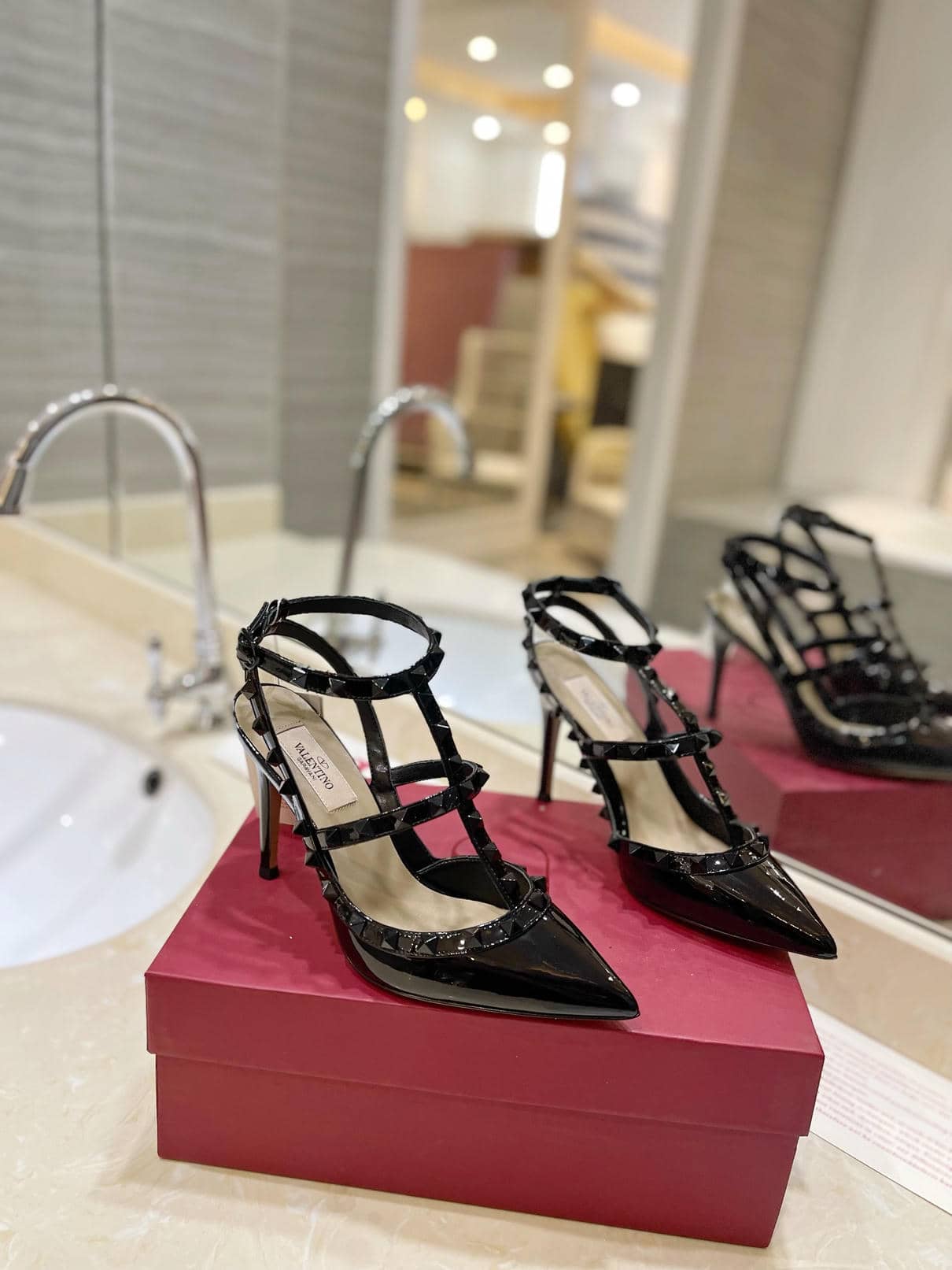 Valentino Sandal9-7